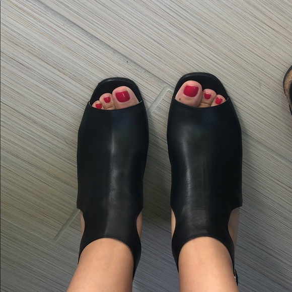 Prada Heels size 40 (although it says 40,5) - Picture 6 of 8